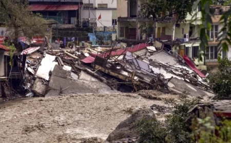 உத்தரகண்ட்டில் அடுத்தடுத்து மேக வெடிப்பு.. நள்ளிரவில் பல வீடுகள் தரைமட்டம்.. என்ன நடந்தது?