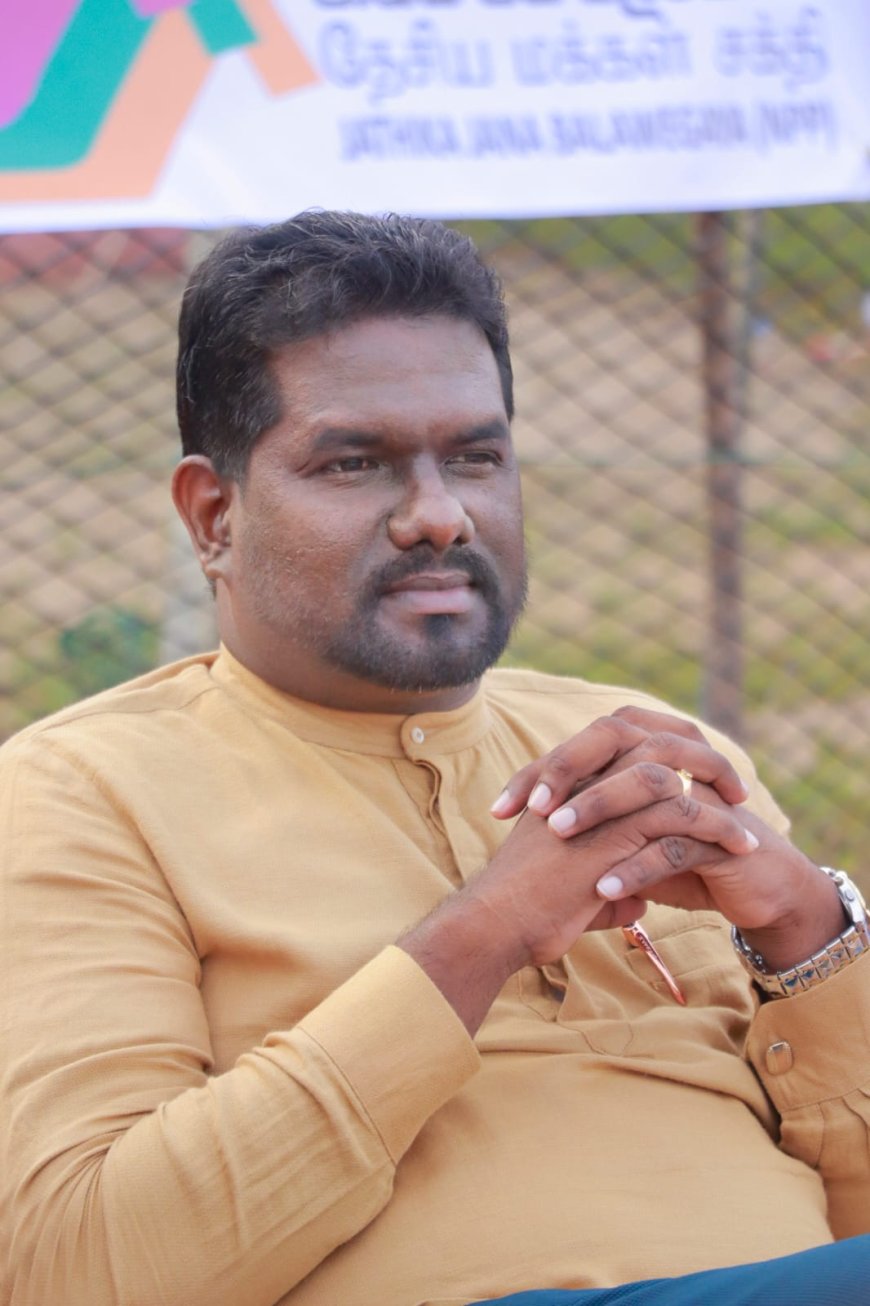 "அறியாமை எனும் இருள் நீங்கி அறிவுச்சுடரொளி எங்கும் பரவட்டும்"