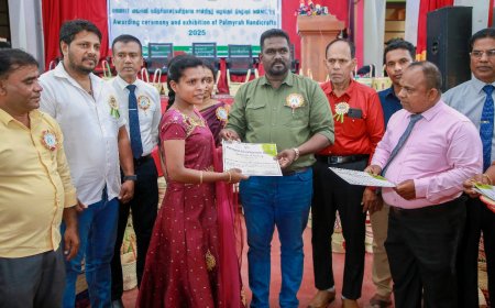 பனைசார் கைப்பணி பயிற்சி நெறியை நிறைவு செய்தவர்களுக்கு  சான்றிதழ்.