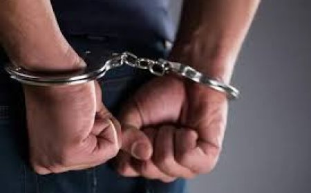 நீதிமன்ற திகதியை மாற்றி தருவதாக லஞ்சம் கோரிய நீதிமன்ற உத்தியோகத்தர் கைது!