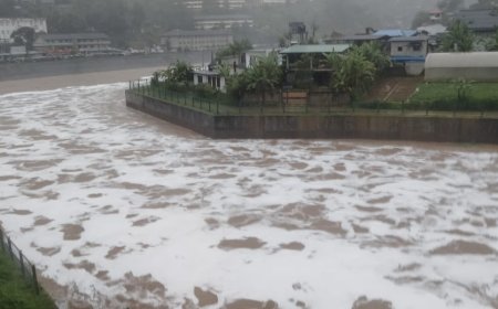 சூறாவளி தணிந்தாலும் அபாய நிலை தொடர்கின்றது – வளிமண்டலவியல் திணைக்களம்