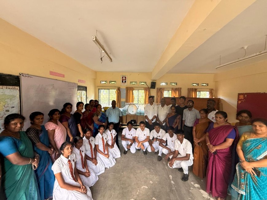 பேராதெனியா இந்து கல்லூரிக்கு ரூ.6 லட்சம் பெறுமதியான வளங்களை வழங்கிய அகரன் அறக்கட்டளை